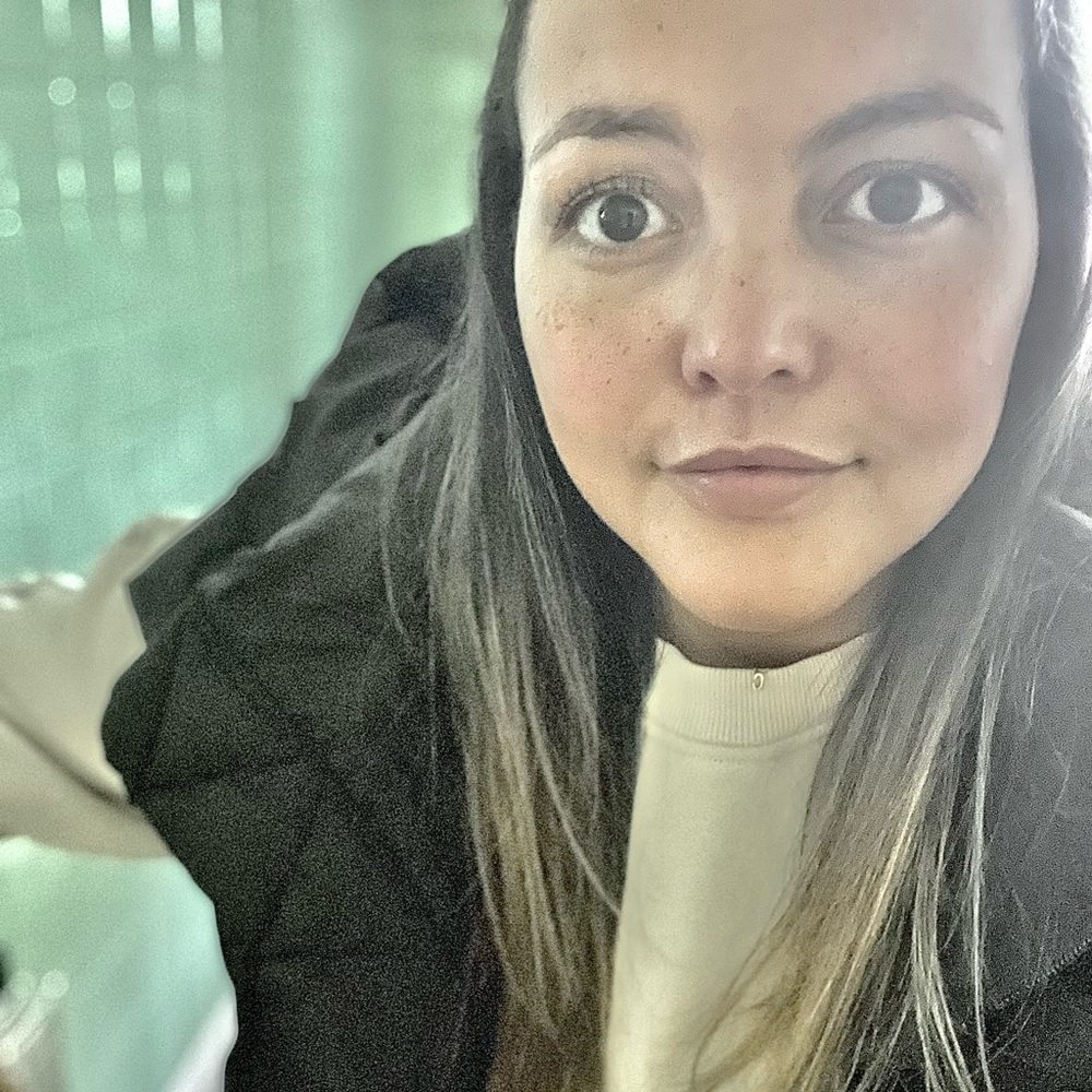 Meet your Posher, Caslyn